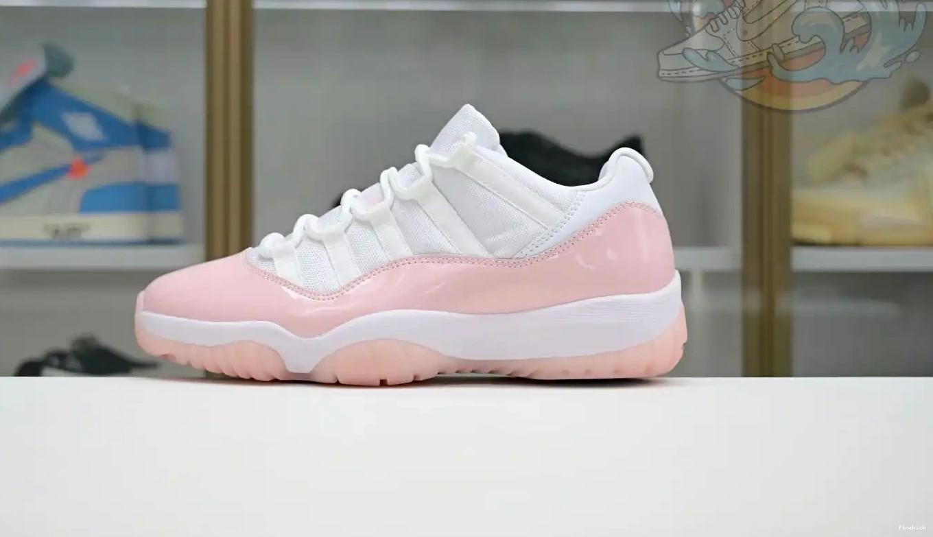 Jordan Low Air 11 Jordan WMNS 0405